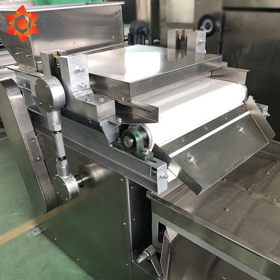 자동적인 캐슈 기계 견과 가공 기계 300 - 500kg/H 수용량 260kg 무게