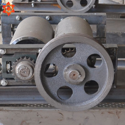 조밀한 구조 땅콩 가공 기계 종려 알갱이 부수는 기계